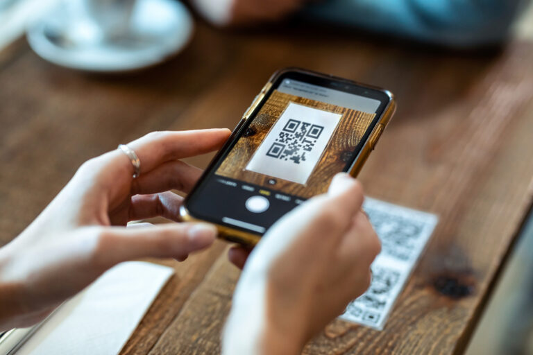 Augmentez vos avis clients grâce aux QR codes Google